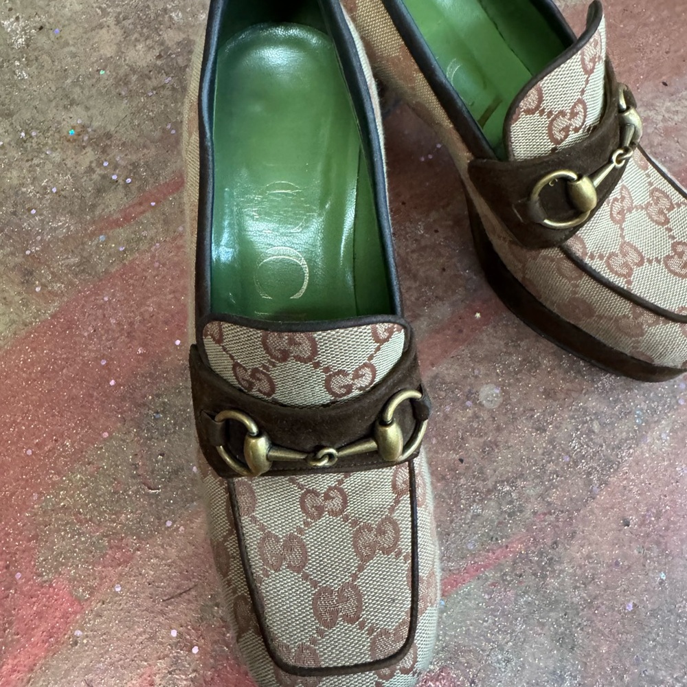 Gucci Women's Brown and Tan Heels - Picture 3 of 9